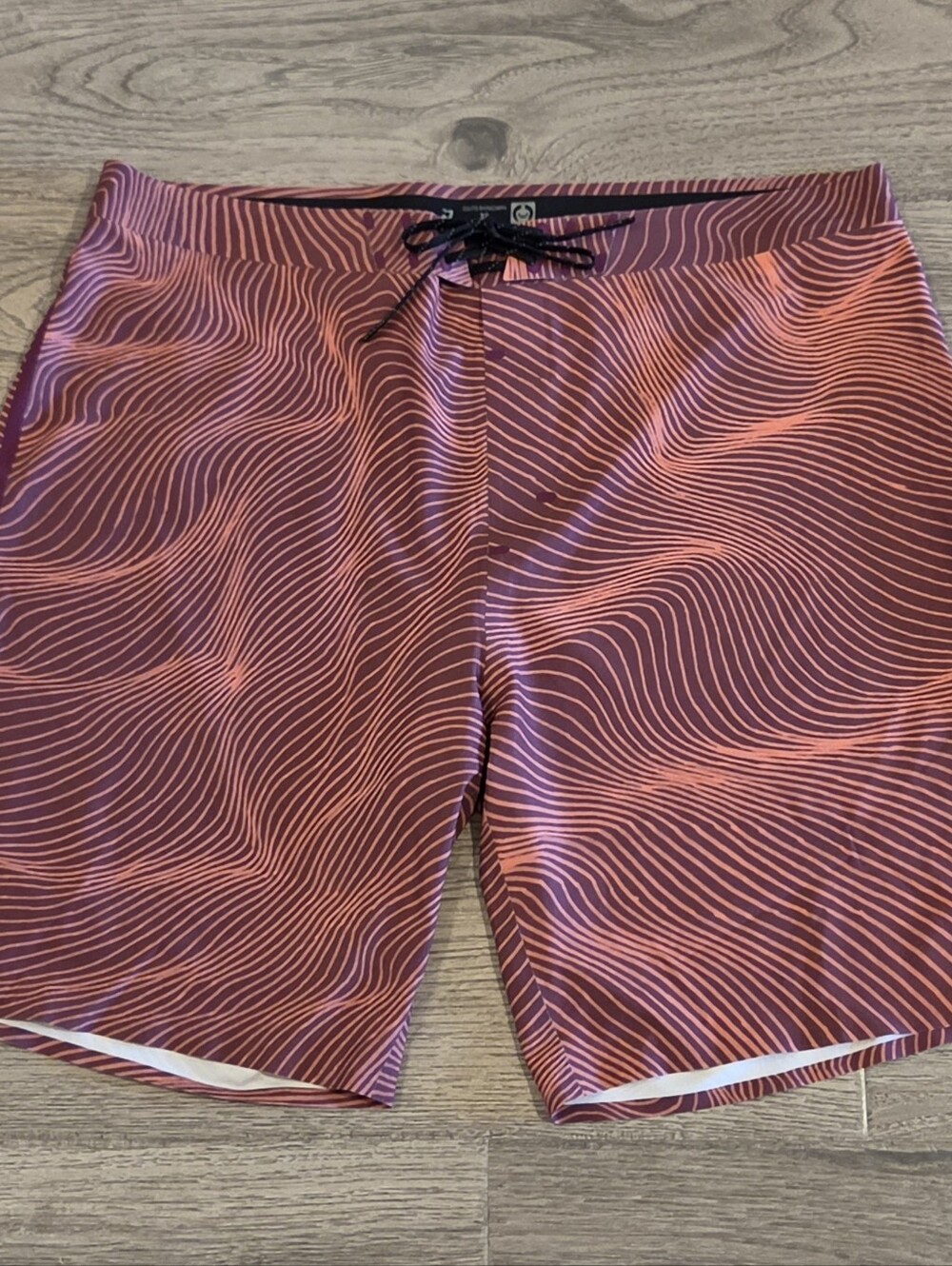 NWOT Outerknown Apex Swim Trunks - Red & Black Wave Print - Size 38" × 9" Inseam